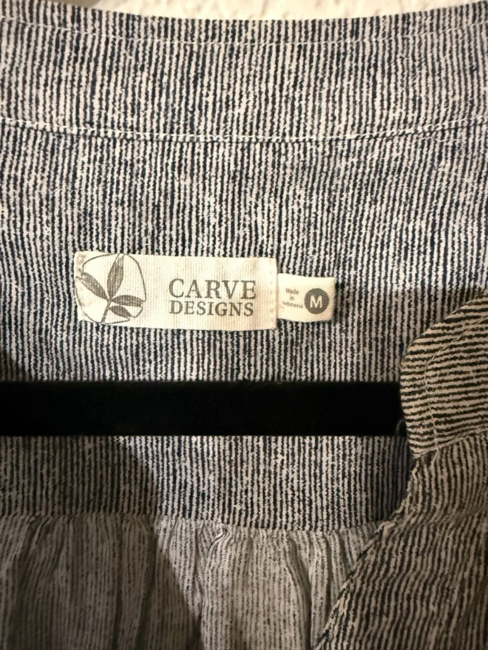 Carve Designs Heathered Blue Button-Front Pullover Shirt - Picture 3 of 3